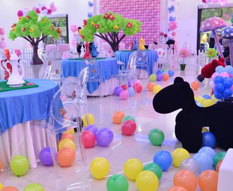 Dining hall setup